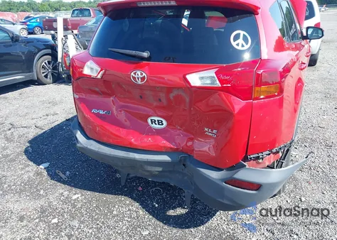 2015 Toyota Rav4 Xle из США, поврежденный, VIN JTMRFREV1FD103461